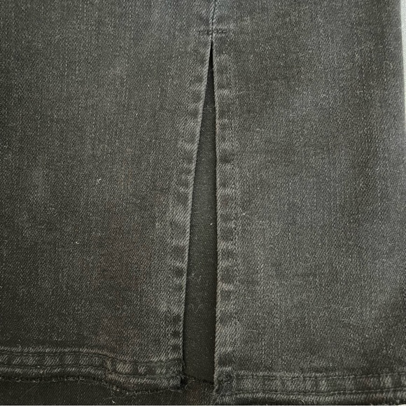 Forever 21+  Plus Size High-Rise Split Flare Jeans - Picture 9 of 15